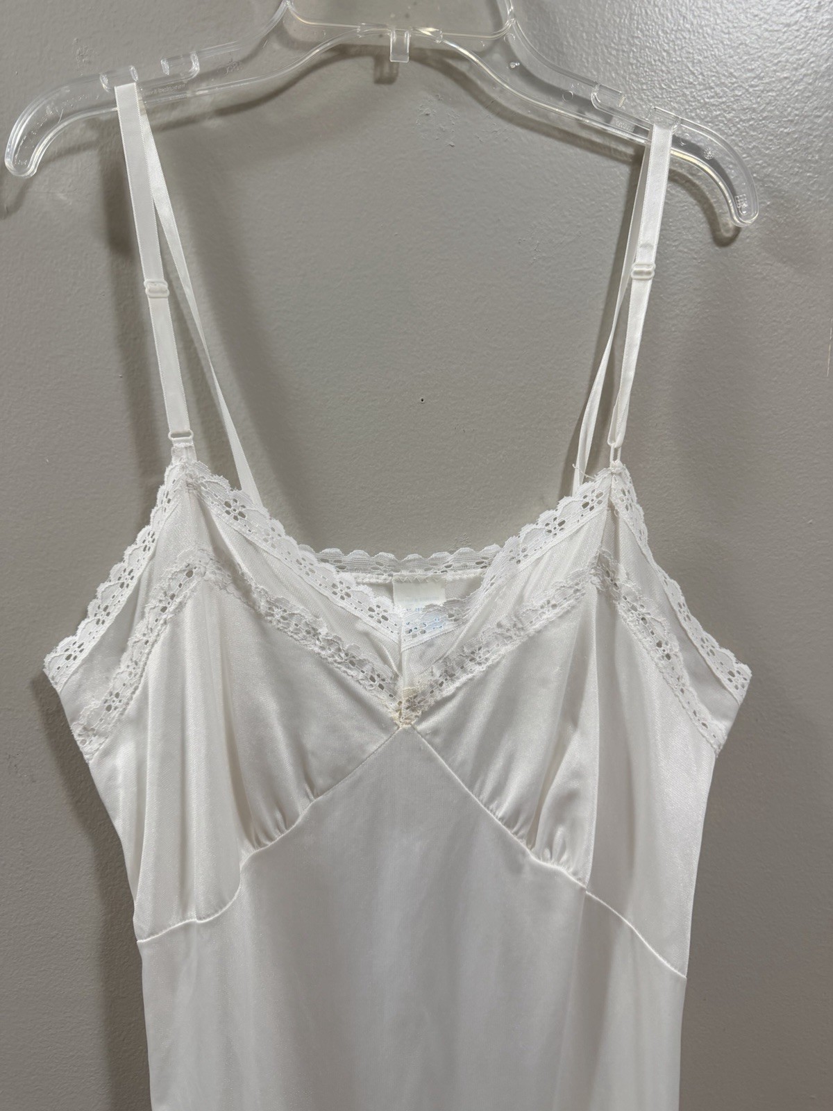Vintage White Nylon Full Slip Dress Sz 40 Lace Floral Trim USA Union Made *Strap