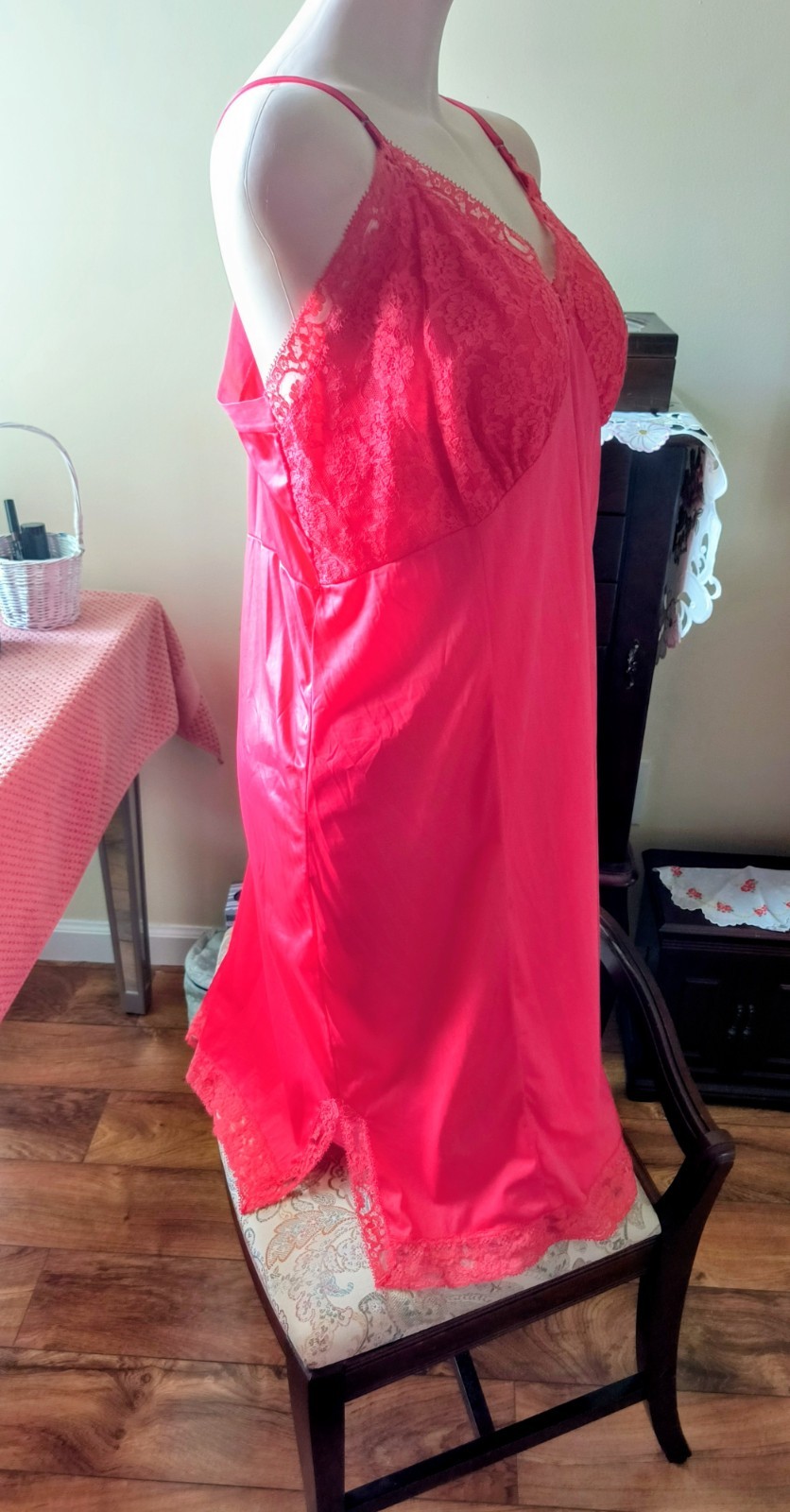 Vtg 60s GAYMODE Penneys Nylon Red Full Slip/Dress Lacey Bust & Hemline Sz 44