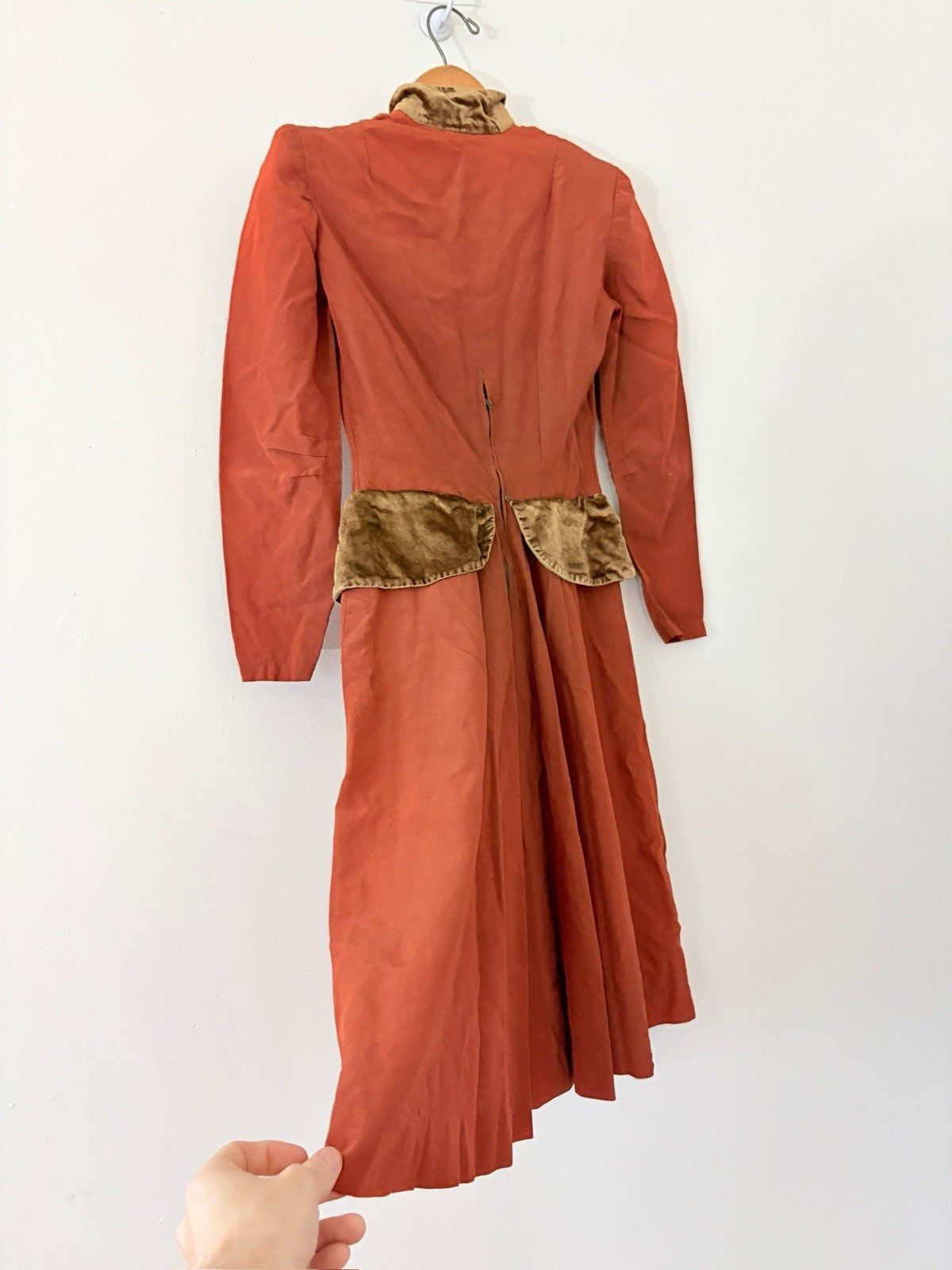 40s Rayon/Velvet Pointed Collar Long Sleeve Midi Dress Victorian Edwardian XS S