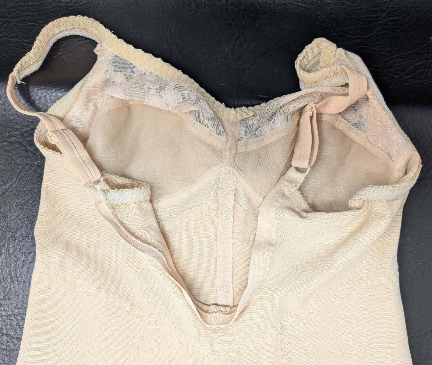 Vintage Subtract 36B Beige Shapewear Bodysuit Body Briefer Shaper Girdle 2533
