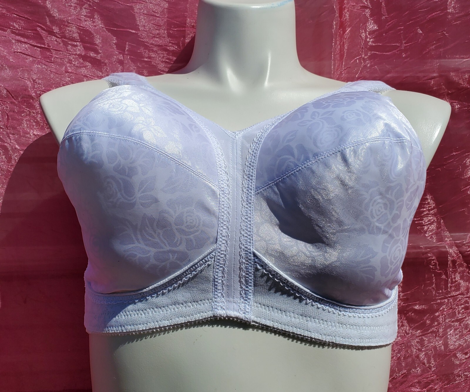 Playtex White Bra Size 40D White Silky Lace Sexy Sissy Pin-up Crossdress Y2K