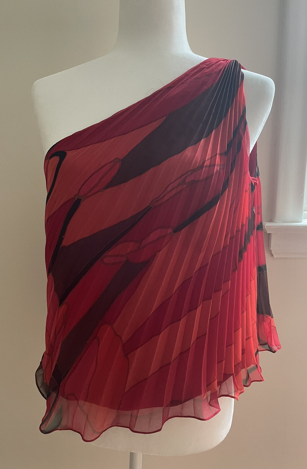 Kay Unger Red/Black Chiffon w/Accordion Pleats Cocktail One Shoulder Top Sz 10