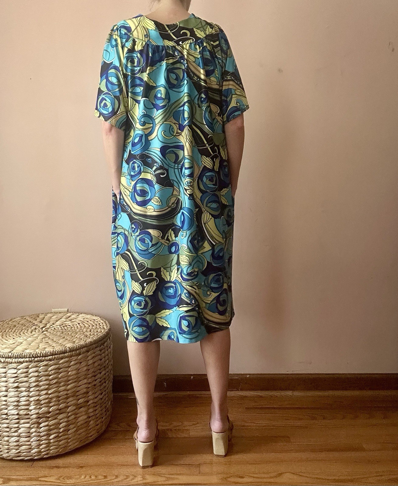 Vintage 70s Blue Psychedelic Caftan Tent Trapeze House Dress Pockets Hippie Boho