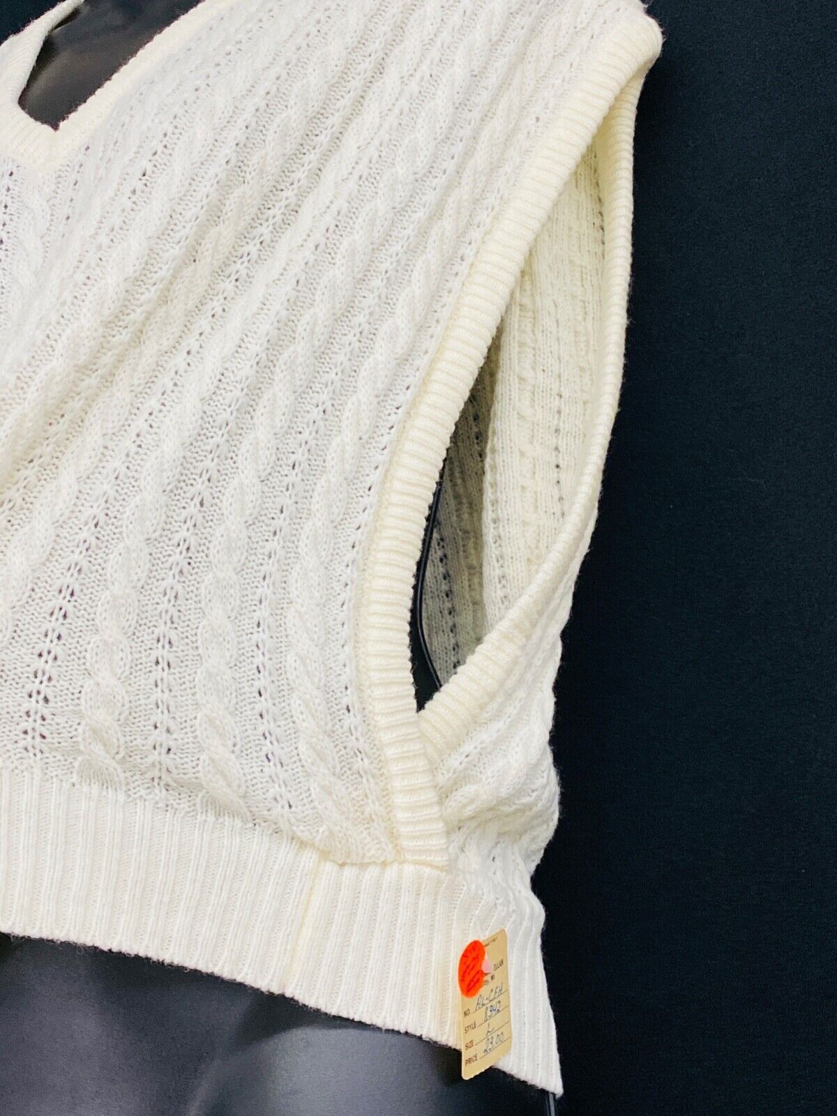 Vintage 1970s white sweater vest oversized knit top 1980s V neck deep sides
