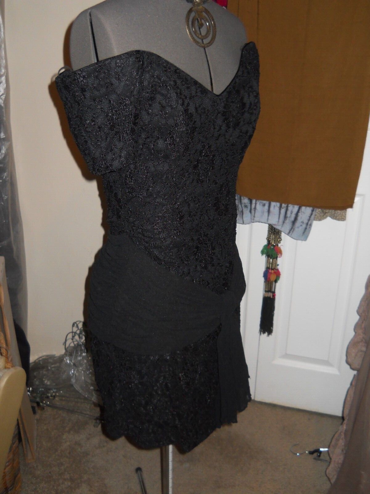 Vintage 90s L.A. Glo  *THE* Little Black Dress Off-Shoulder Wiggle Sheath 11/12