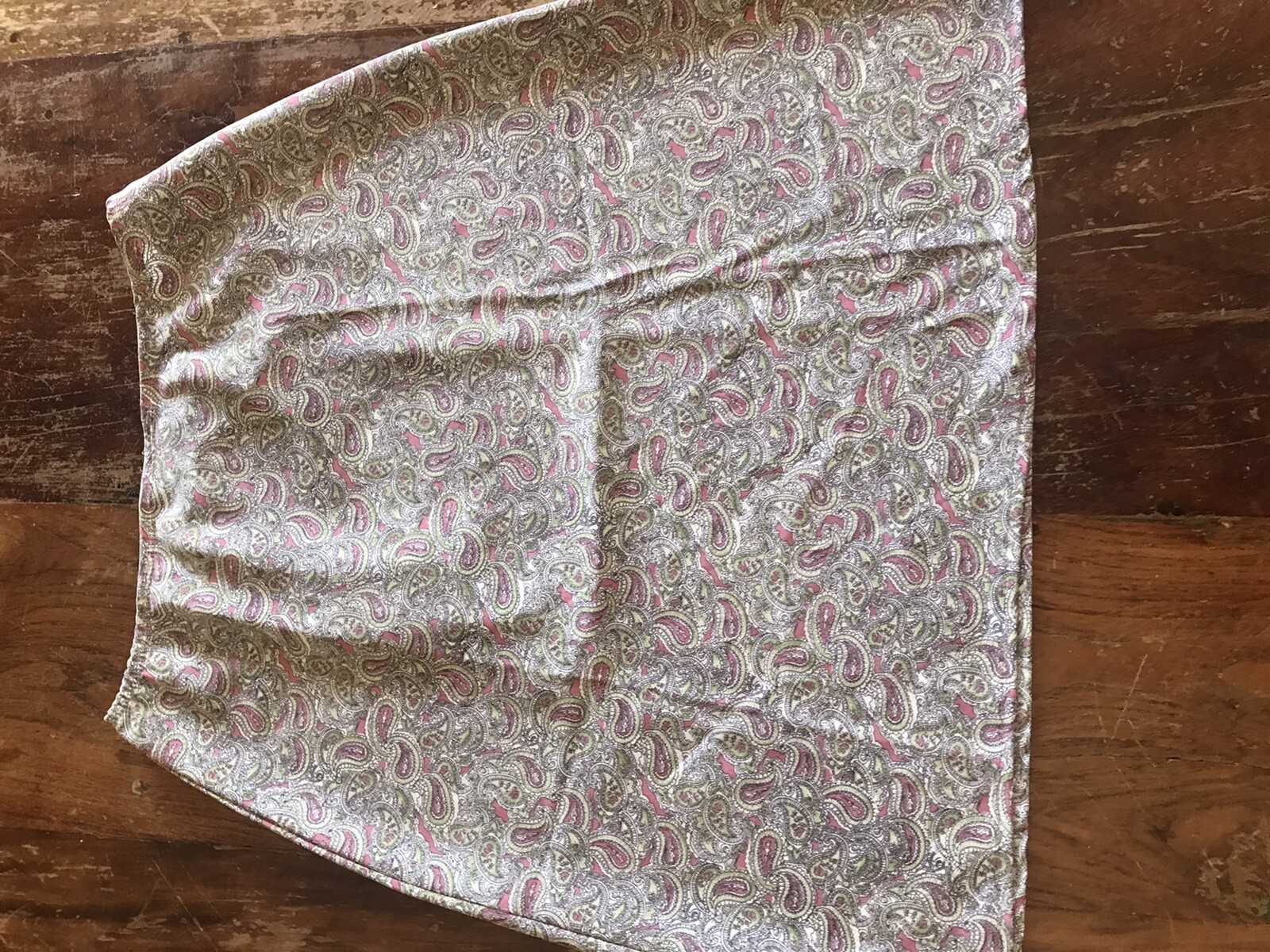 vtg 90’s pink & green paisley skirt eye candy simple classic 90s look boho