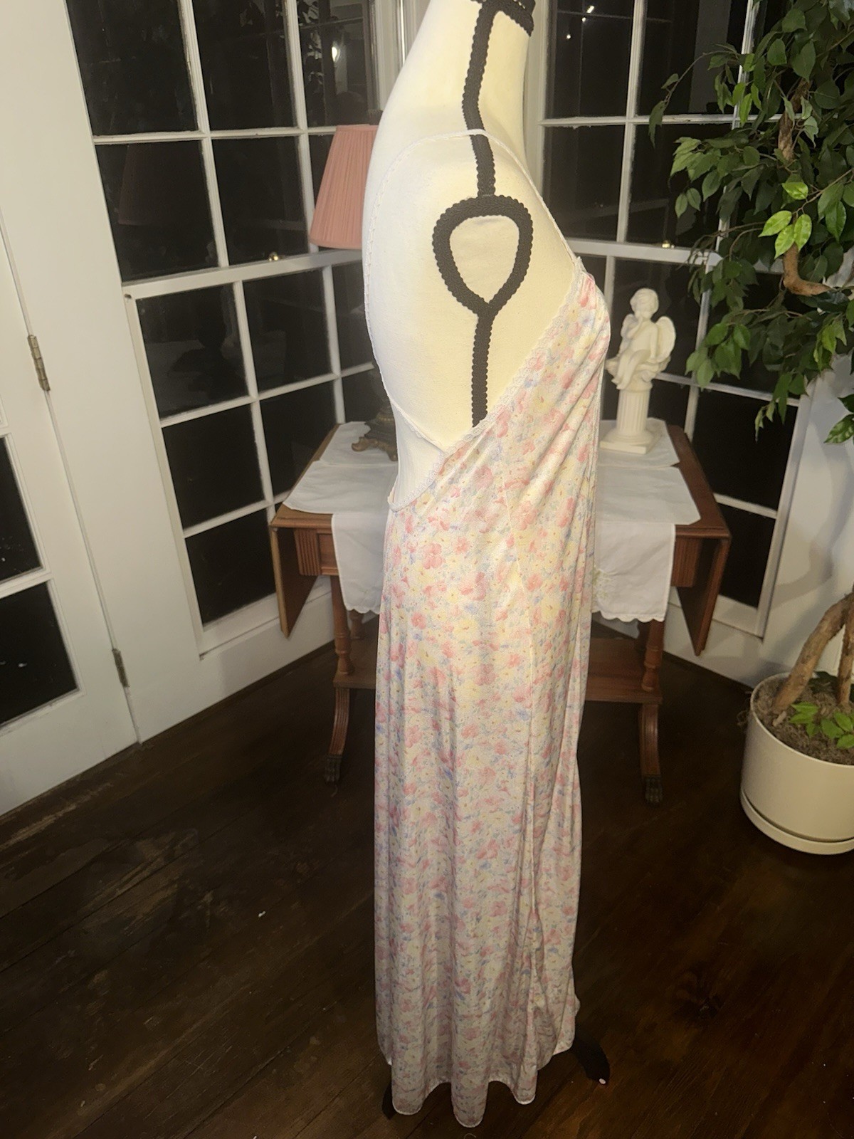 Vintage 80s Pastel Floral Maxi Nightgown Size Medium Retro Cottagecore Lingerie