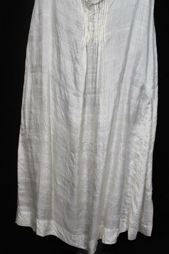 RARE PLUS SIZE FRENCH 1920’S-1930’S WHITE FINE SILK SLIP WITH LACE TRIM SZ 16-18