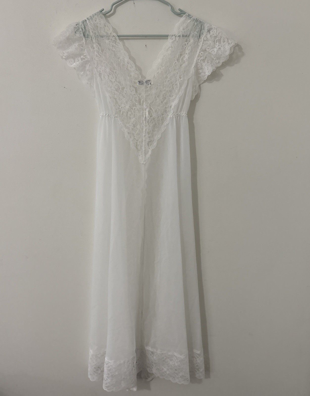Vintage Miss Elaine Sheer Nylon Lace Peignor Robe Small 70’s 80’s