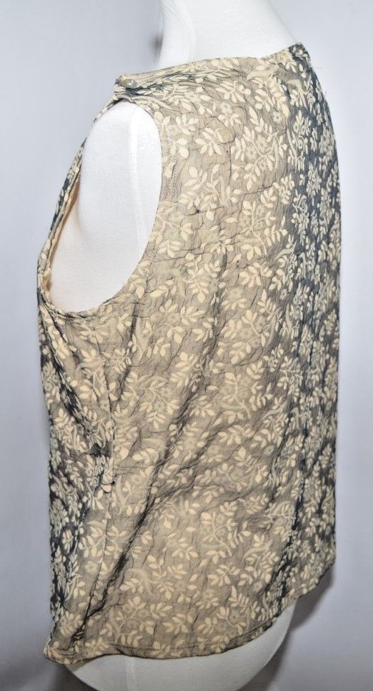 Mixit Sleevless tank top Shirt Cream Tan Black Floral Lace Made in USA Woman L