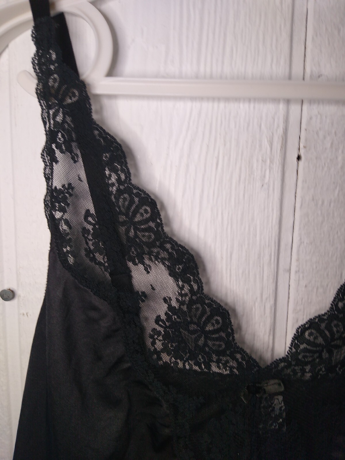 Vtg Enhance By Bestform Camisole Women’s 38 Black Antron Nylon Lace Lingerie Top