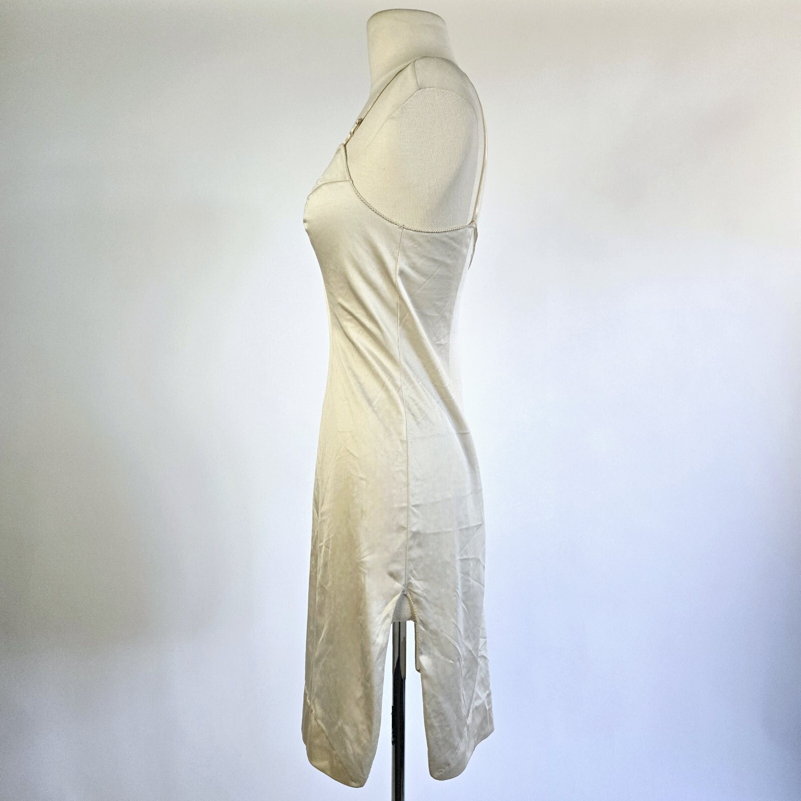 Vtg 1970s Ivory Nylon Lace Vanity Fair Full Mini Midi Slip Dress Sz 30 Champagne