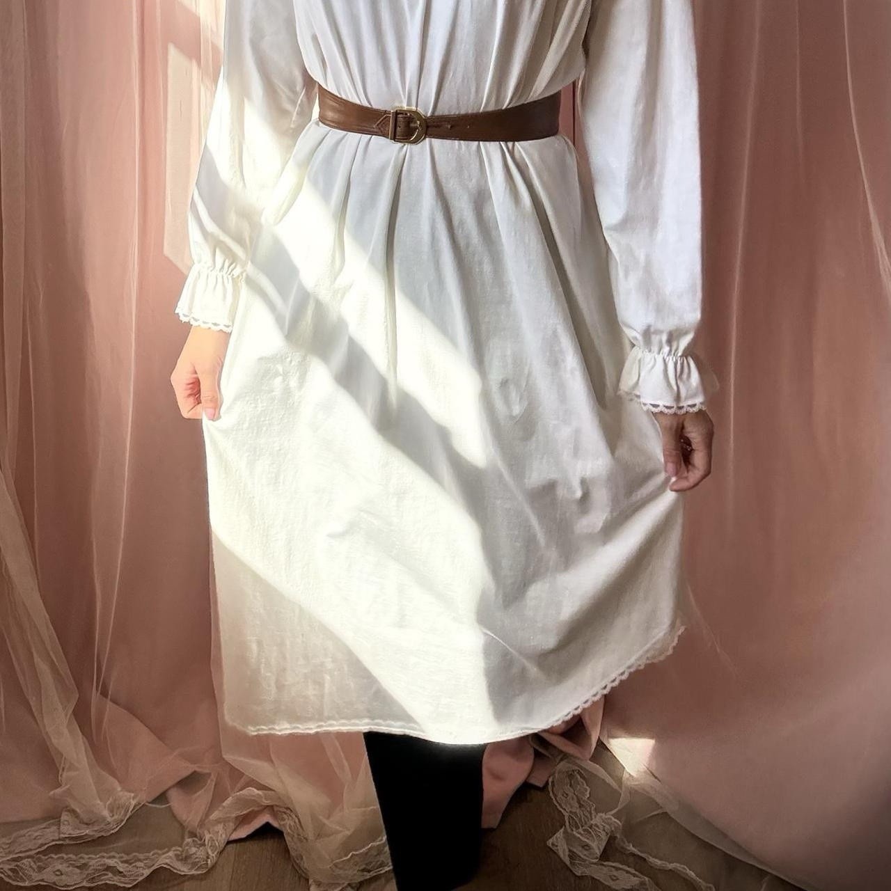 Vintage Victorian Style White Pink Ribbon Insert Lace Nightgown
