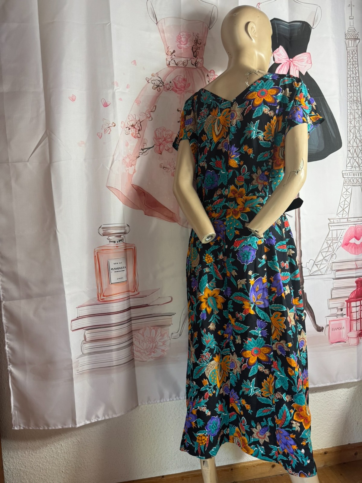 Vintage French Dress Crepe Made in France Floral Midi Dress Size 42 44
