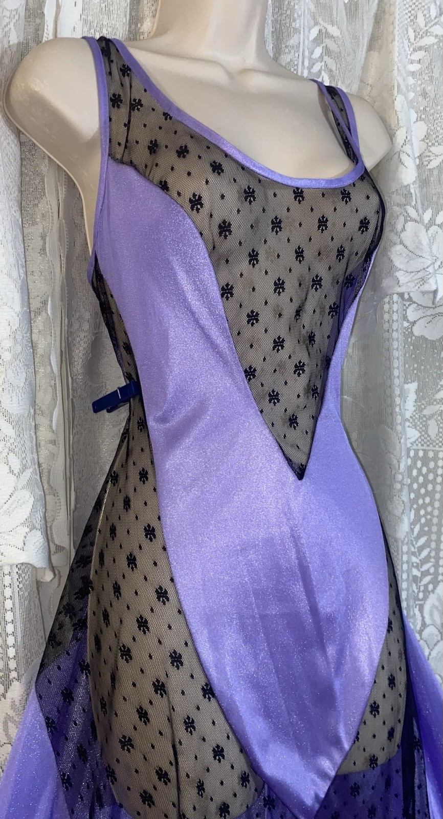 Vtg 1X Purple NYLON Nightgown Negligee Gown w Inset Chevron Black LACE USA Made
