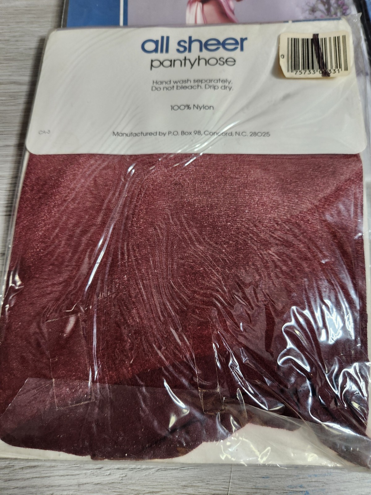 Lot of 6 Vintage Ultra Sheer Pantyhose Red Wine Color 100-160 LBS One Size 5′-8″