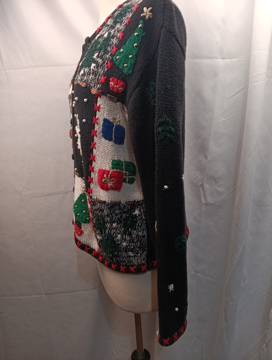 Designers Originals Studio Christmas Sweater Women’s M Ugly