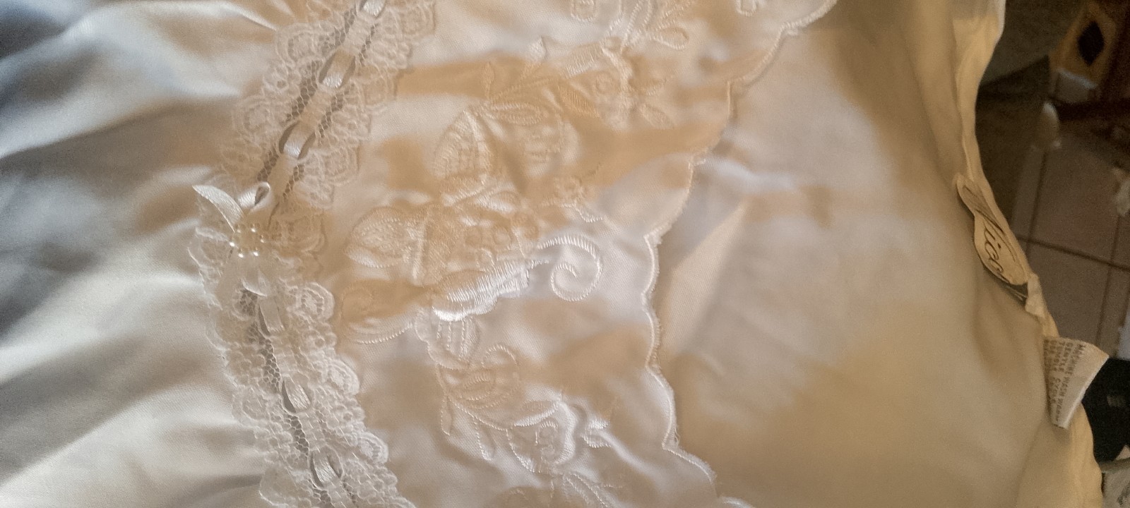 Vtg, Nicole,Maxi Nightgown,Satin, M, White, Embroidery, Grandma core 80s,glossy