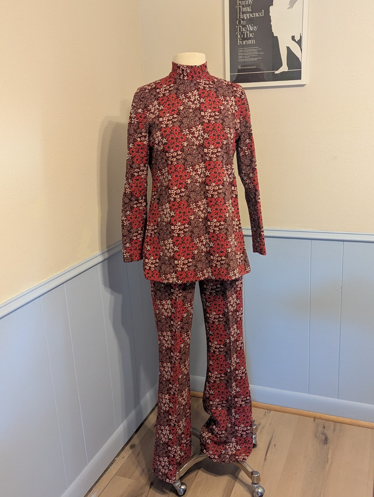 XS-S Vintage Handmade 60s 70s Mod Floral Tunic & Flare Pants Matching Set