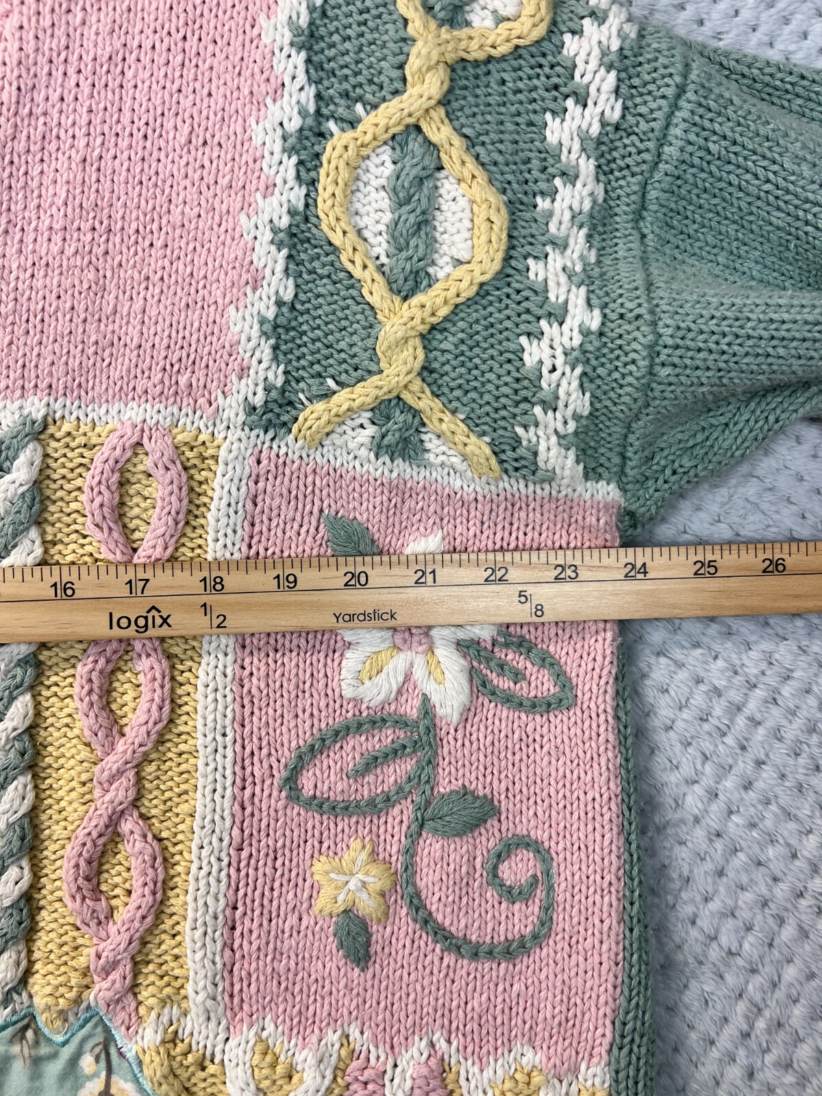 Cervelle Women Patchwork Sweater Cable Knit Large Embroidered Grannycore Vintage