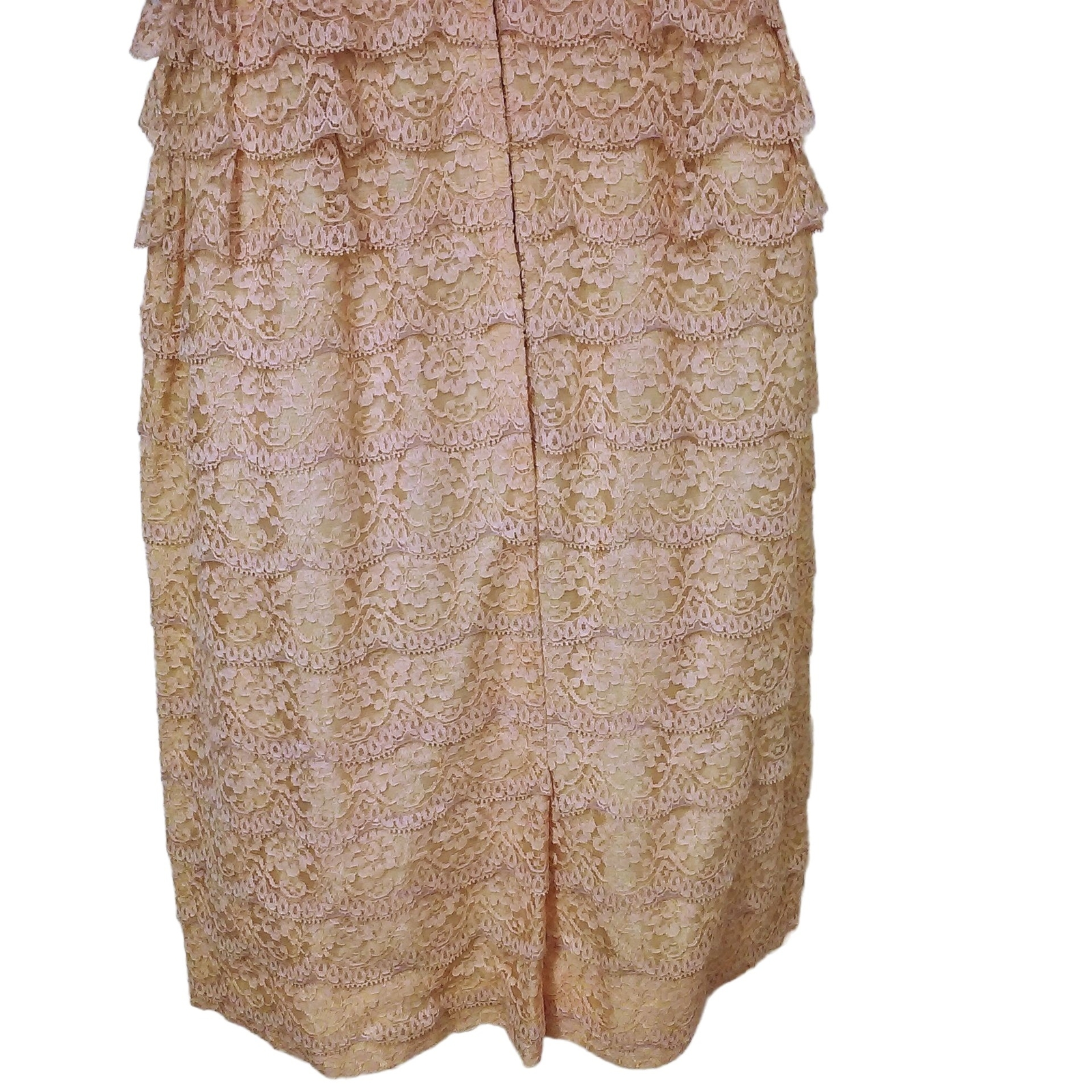 Vintage 50s-60s Handmade Lace & Satin Wiggle Sheath Dress sz-6 Champagne Blush