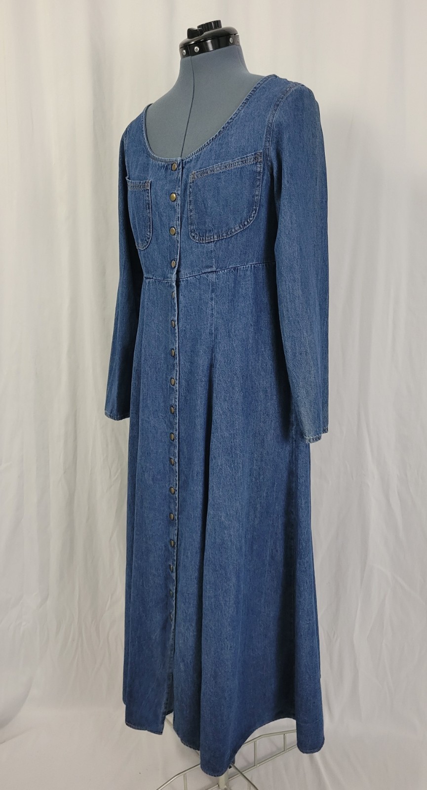 Vintage Moda Int’l Raised Waistline Button Down Flared Denim Dress Size 8