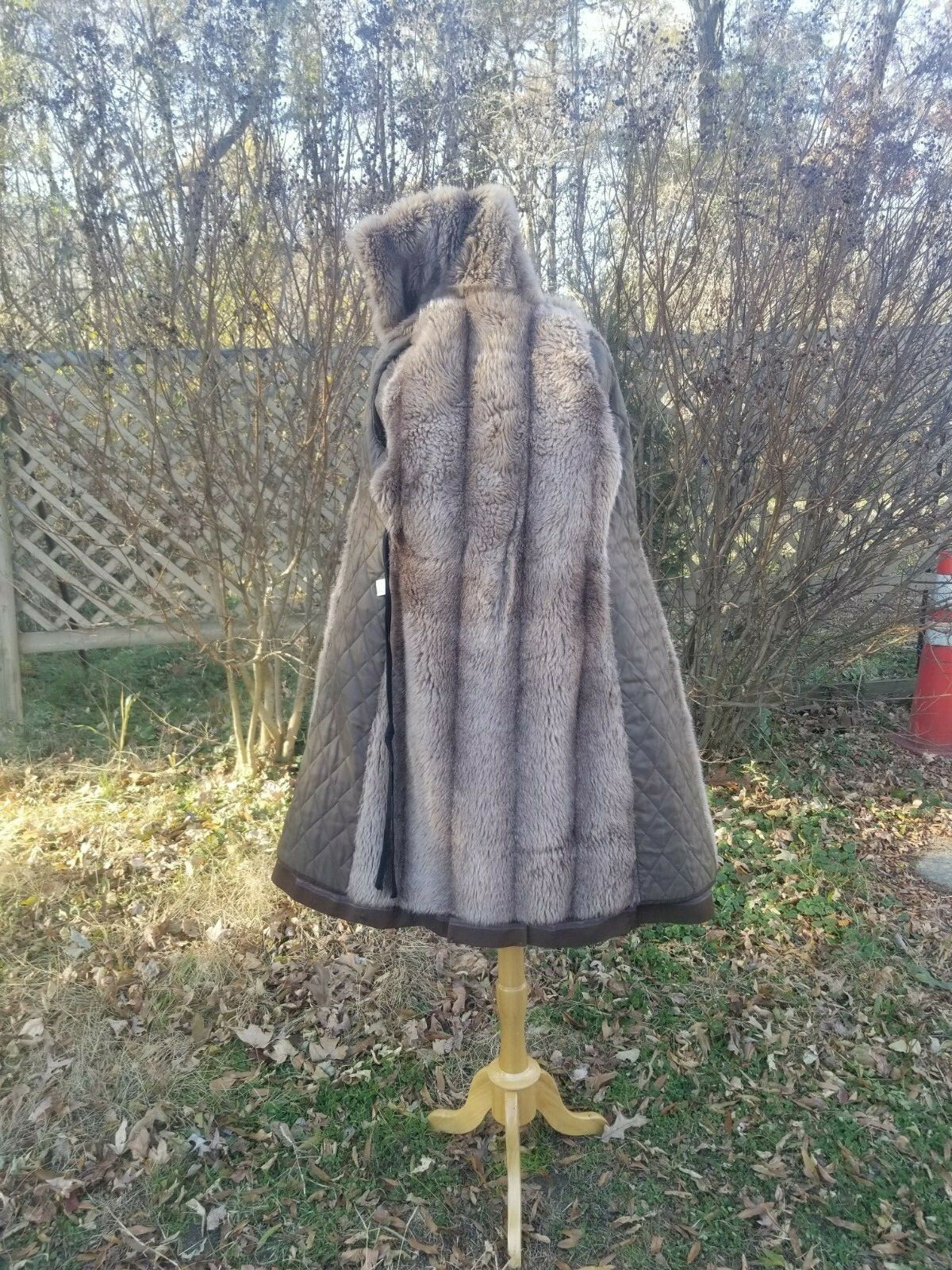 Vibtage 1970s Khaki brown trench robe coat faux fur lining hooded belted fits S