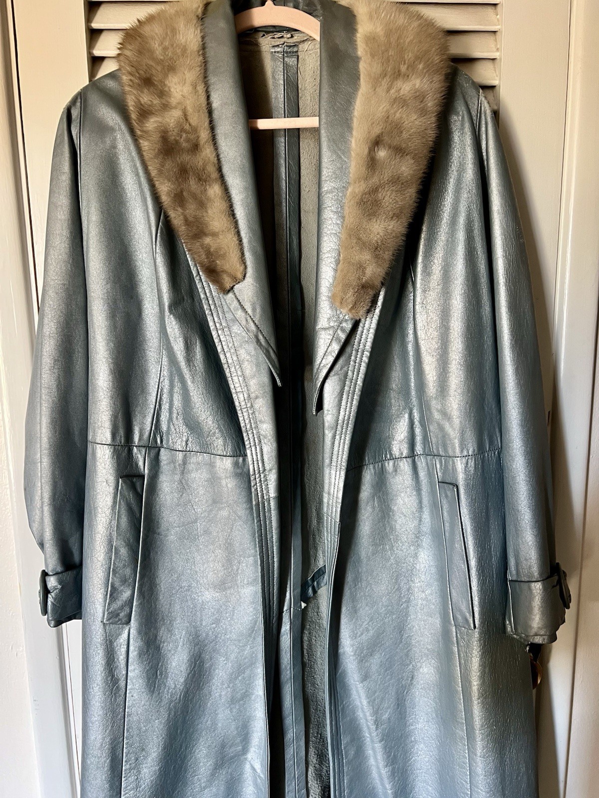 Vintage Shiny Blue Leather Coat w/ Fur Collar – No Lining or Brand, Still Sweet