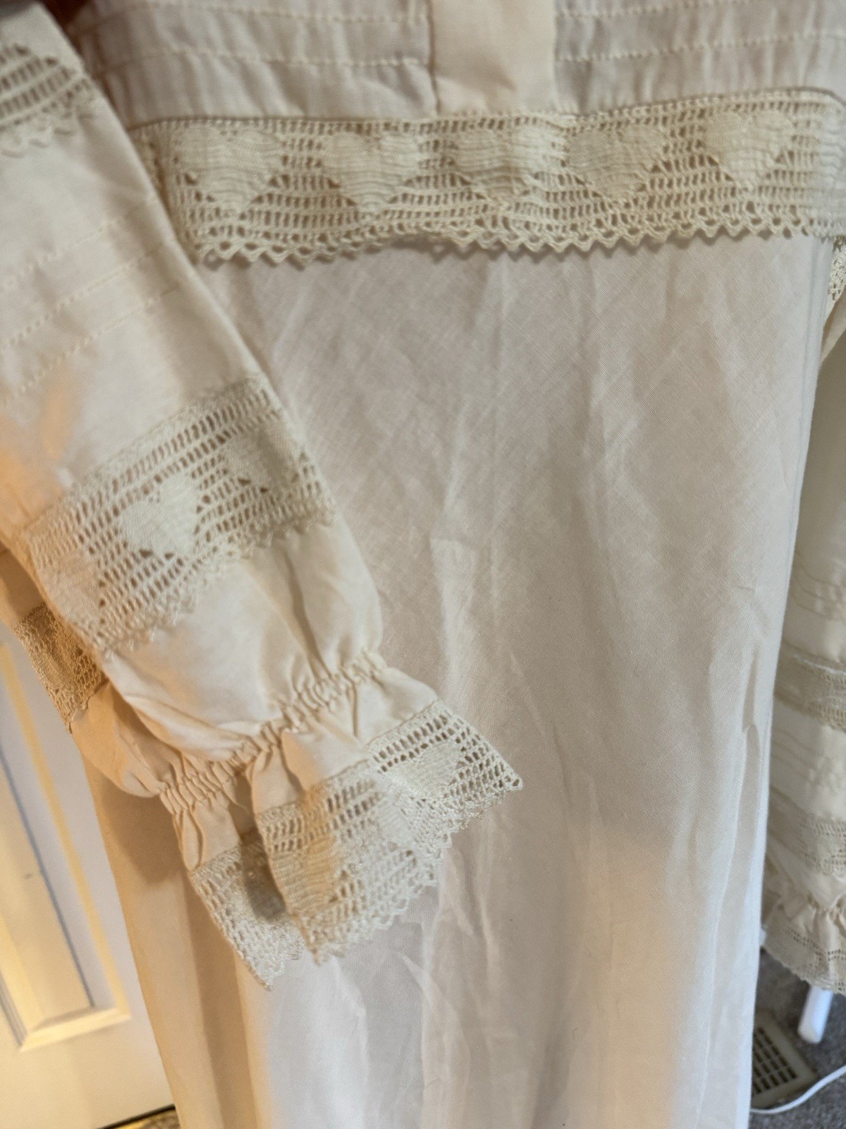 Vintage Victorian Lawn Nightgown Almond Beige Cotton Collar Lace long sleeve M/L