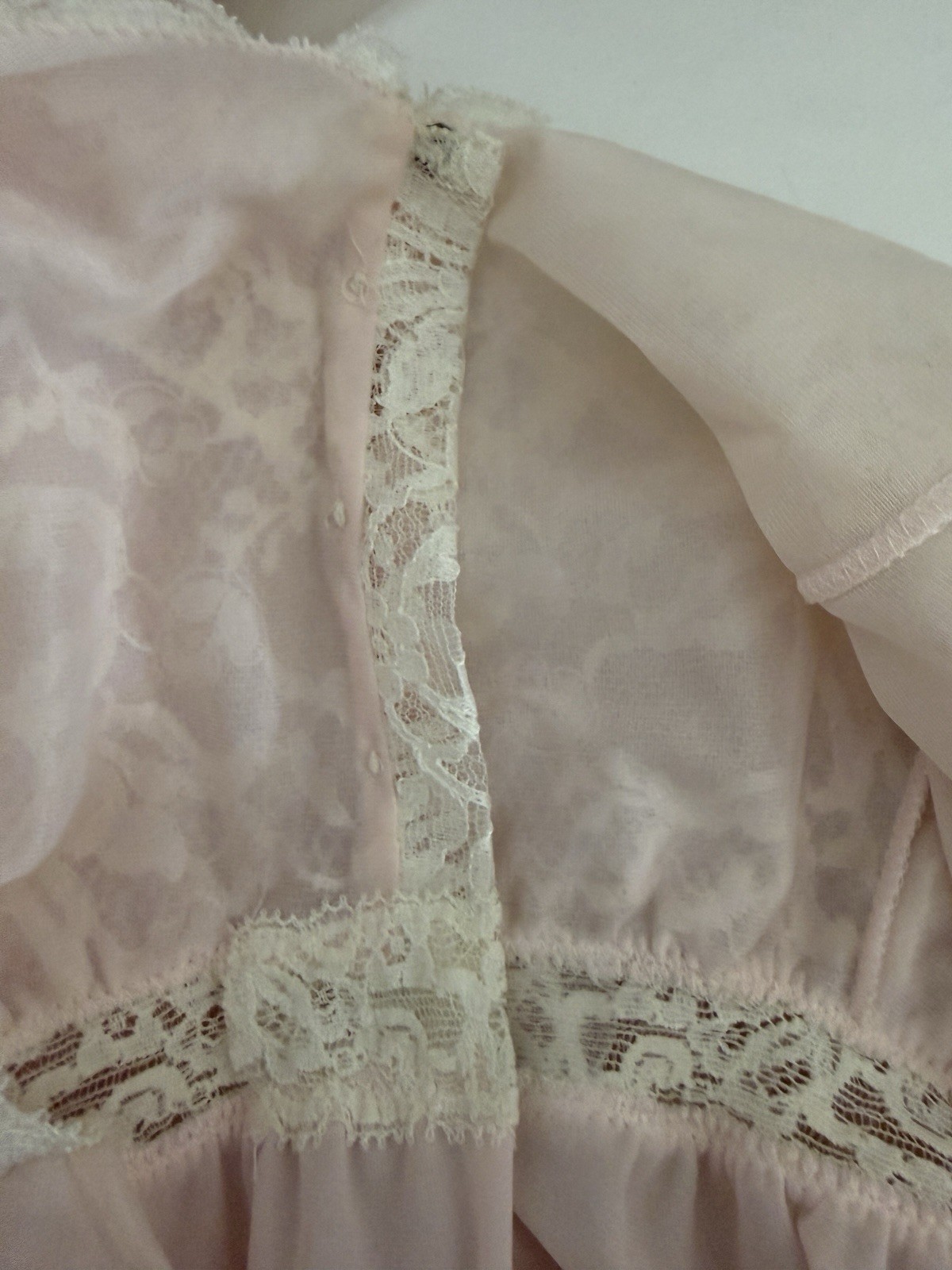 VTG Olga Pink Full Sweep Lace Lingerie Chiffon Peignoir Robe 60s
