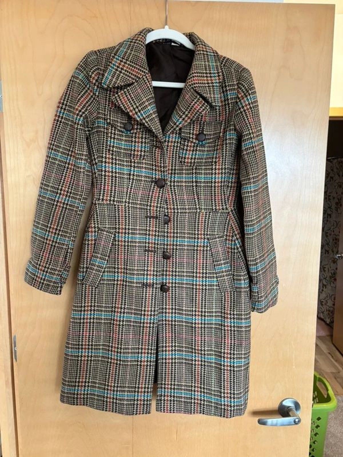 Vintage Houndstooth Plaid Coat with Blue Accent Size 6