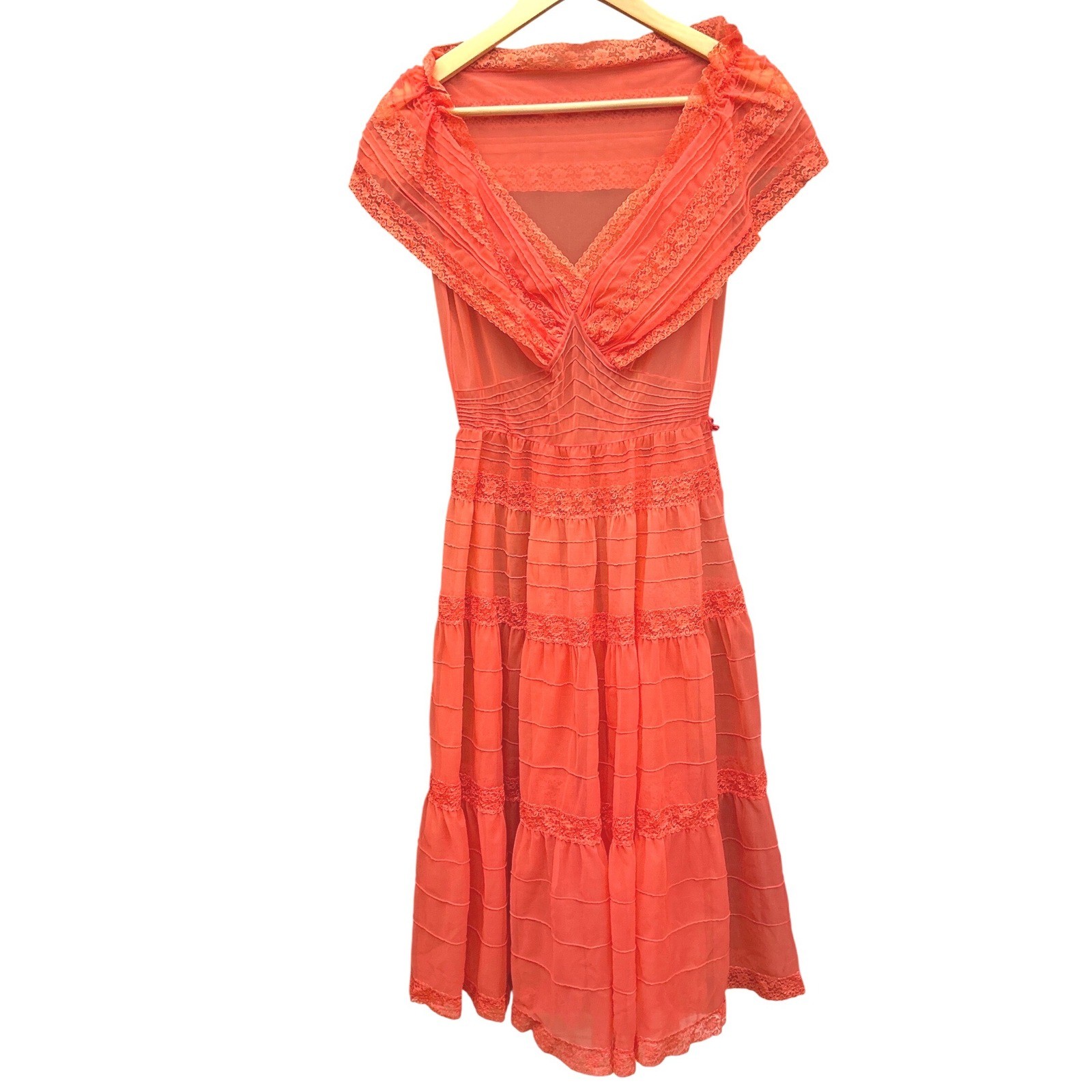 1950s Vanity Fair Nightgown Coral Lace Portrait Collar Mid-Century Glamour 34