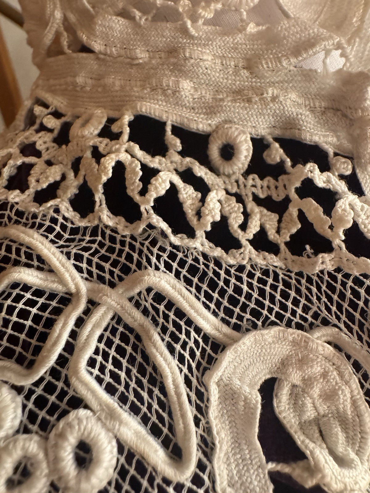 Antique Edwardian Irish Crochet Lace Jacket c 1905 Handmade White Blouse Top VGC