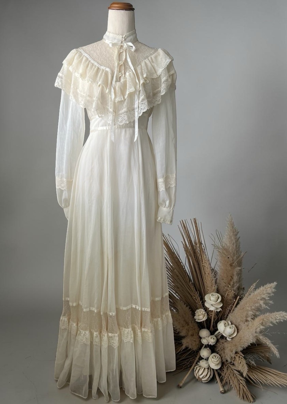 Vintage 1970s Gunne Sax | Jessica San Francisco Cream Bridal Wedding Boho Dress