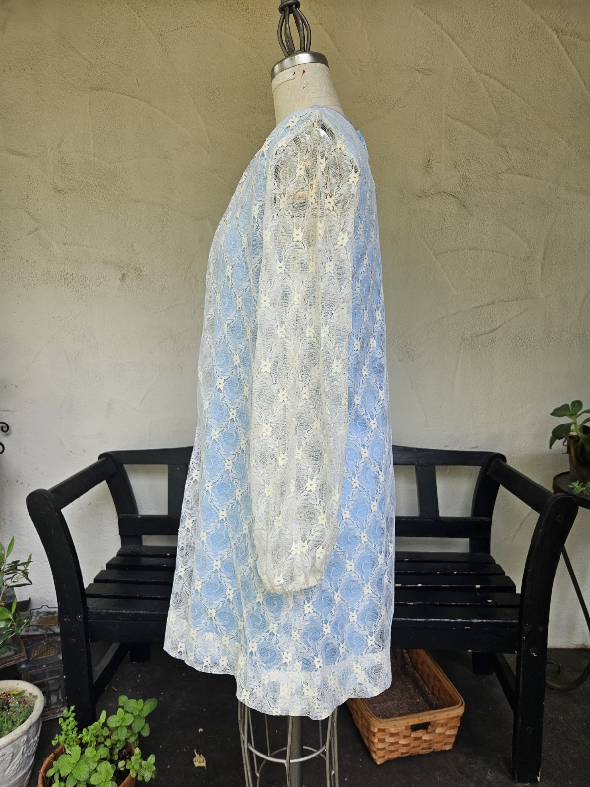 Vintage 1960s Mini lace Dress Lace Long Sleeves Size Sm 1969 Woodstock Hippie