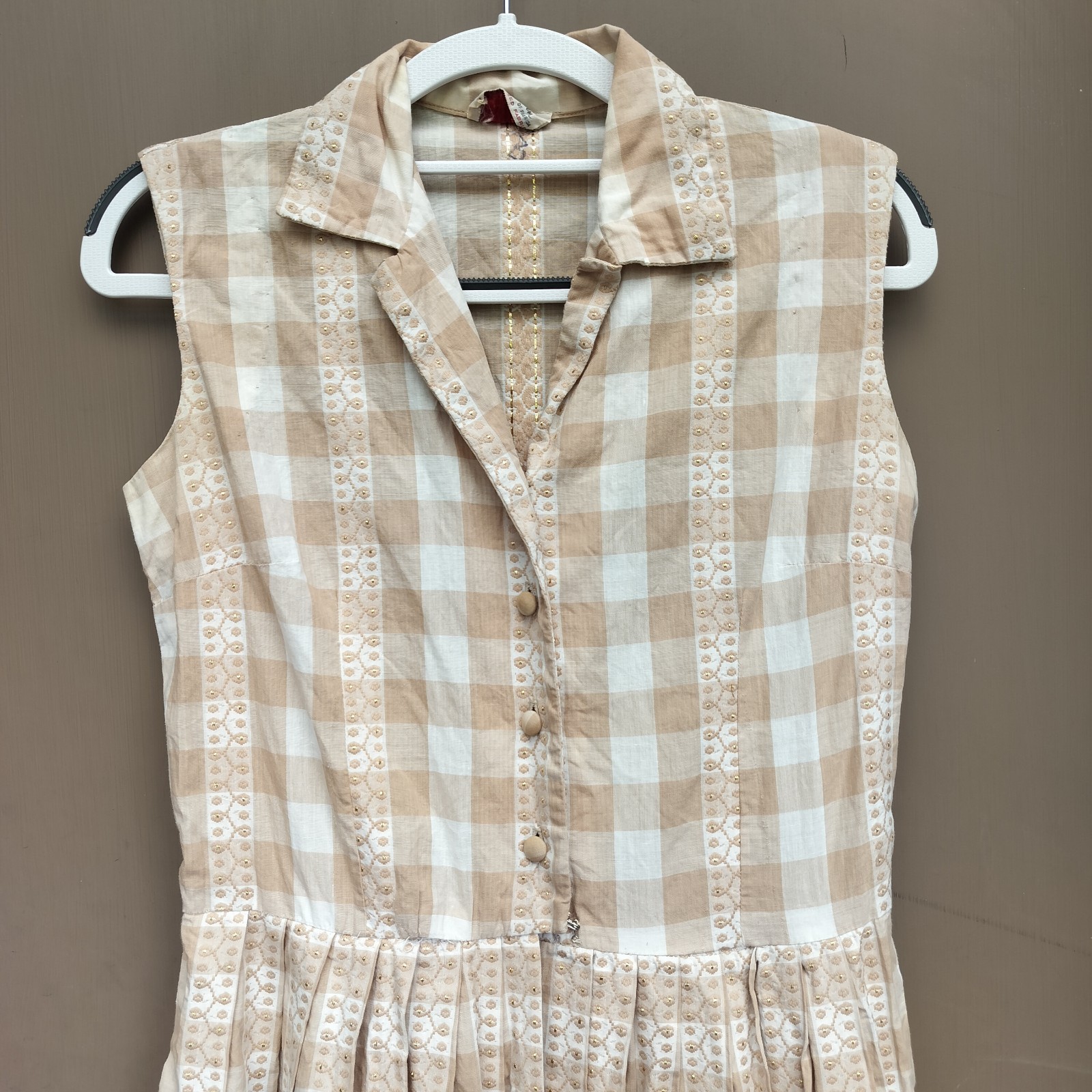 Vintage Serbin of Florida Classic Tan Checkered Shirt Dress Pleats Gold Accents