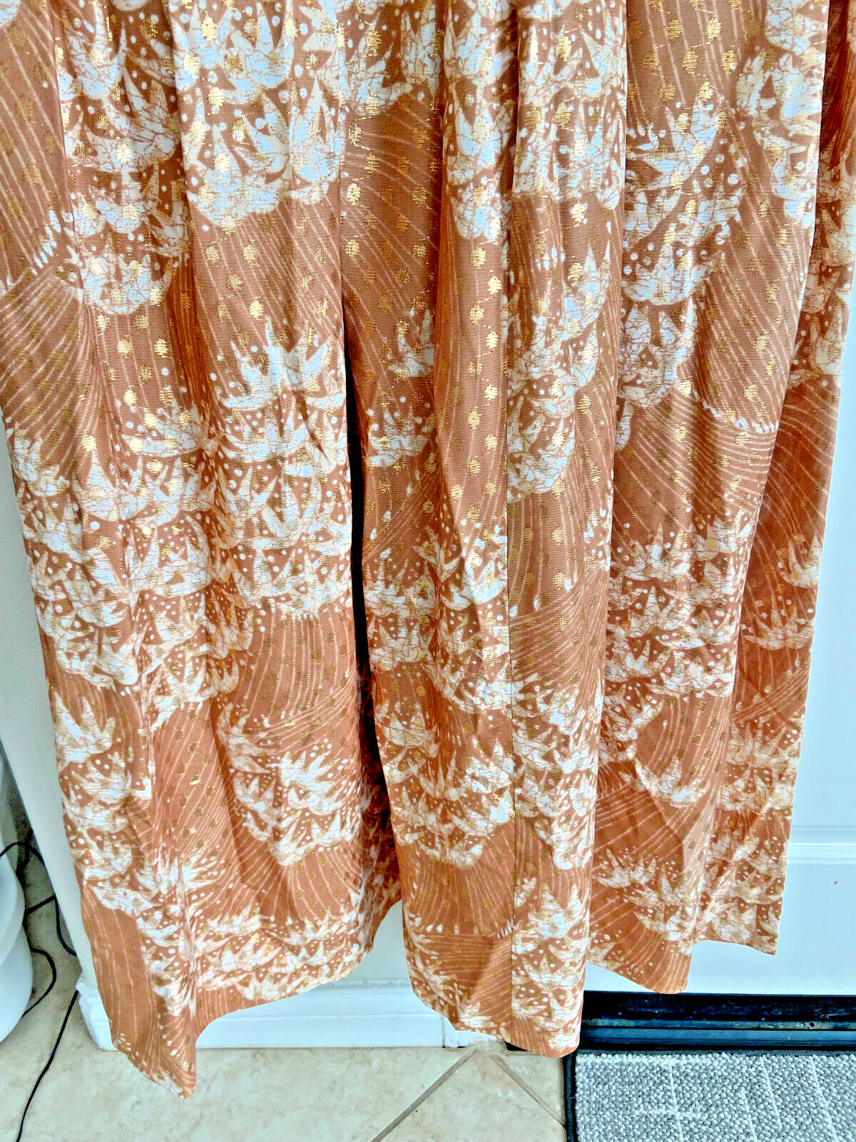 Vintage Nancy Greer Dress Gold Metallic Abstract Print Neck Tie Box Pleats SZ 8