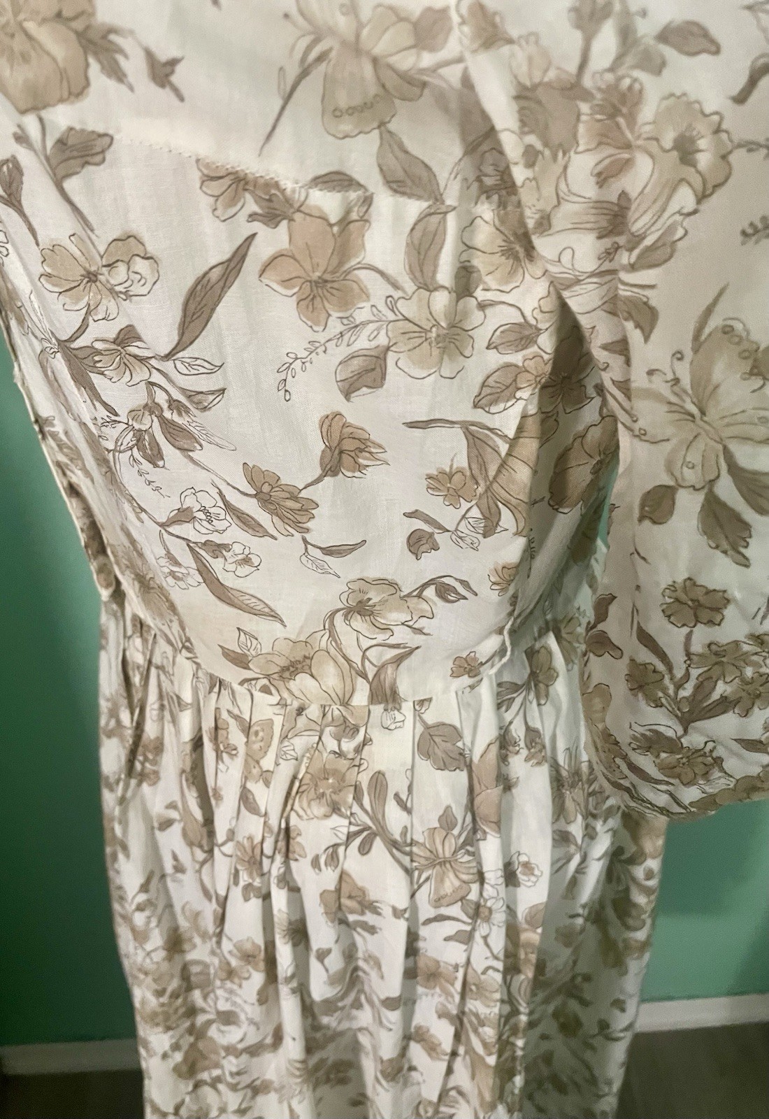 Vintage 1960s Cos Cob Cream Tan Floral Shirtwaist Pleated Dress Womens 8 Cotton