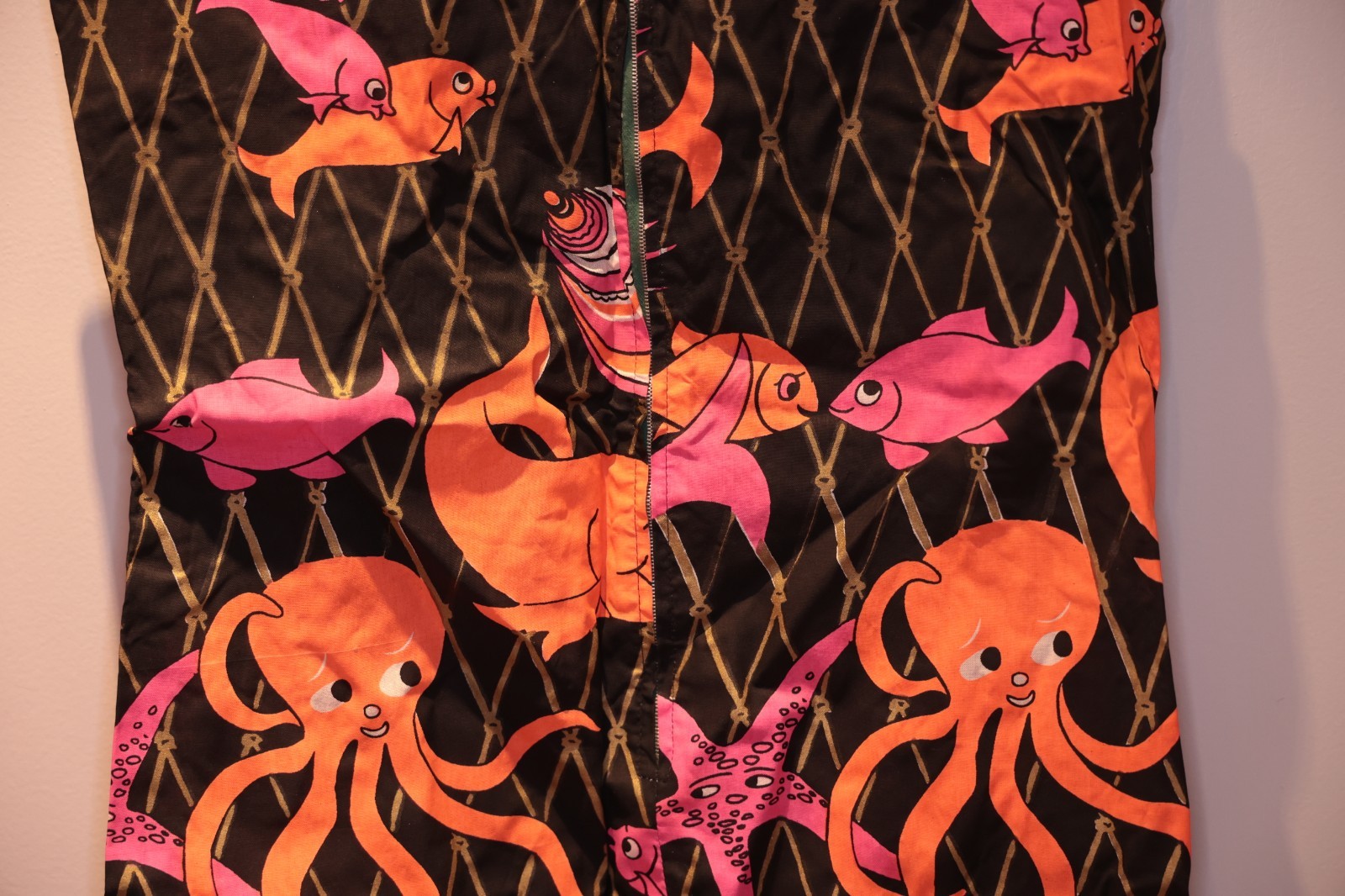 Vintage Sleeveless Dress Fish Octopus Sea Black Gold Pink Orange S/M *** RARE