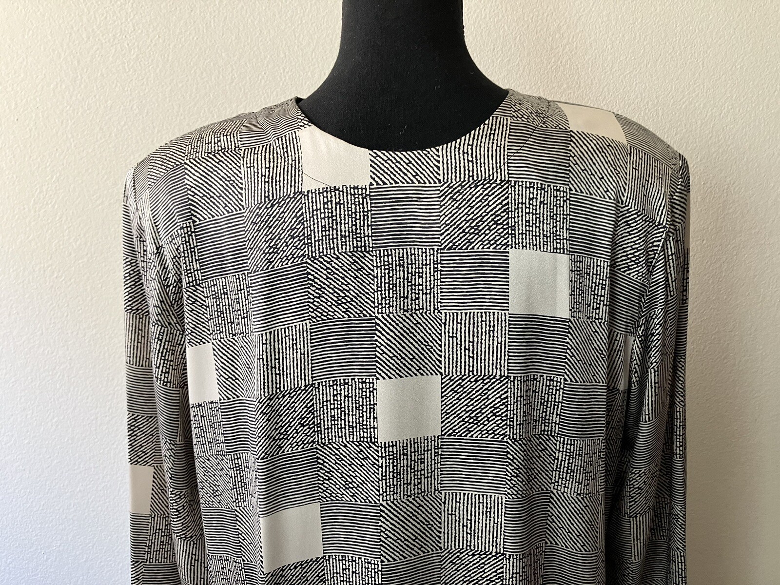 Vintage 80s Kasper Black & White Geometric Print Shift Dress Button Detail Large