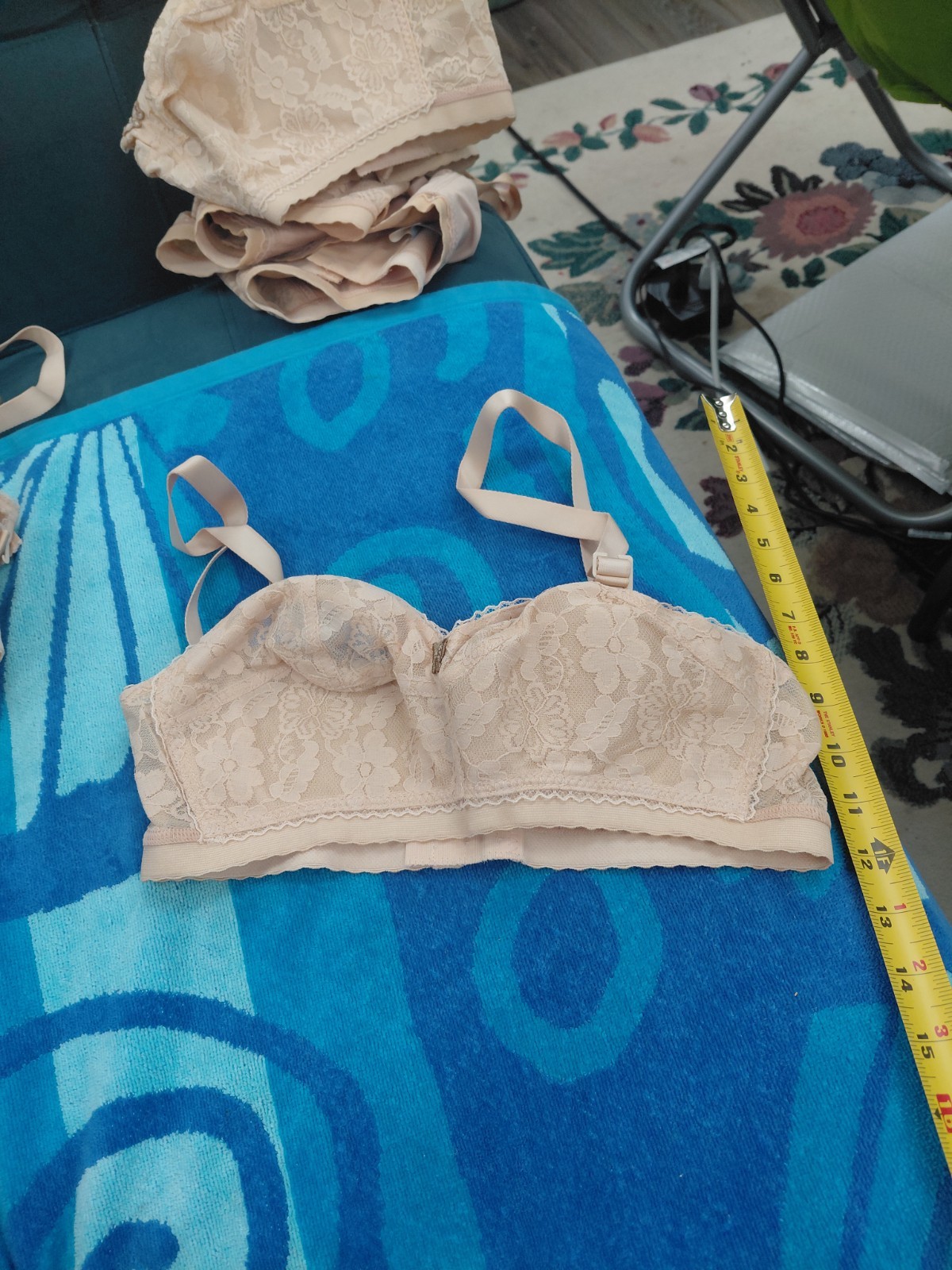 Vintage Lady Cameo Lingerie Bra Size 30D