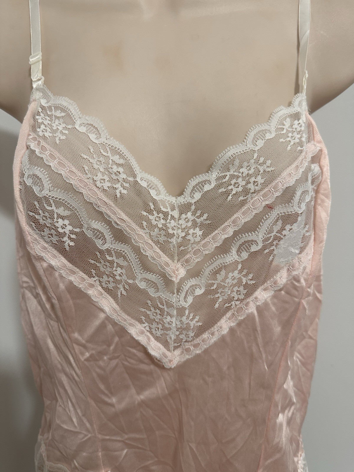 Body Lites Pink/peach strap snap groin lace trimmed teddy size M 12-14