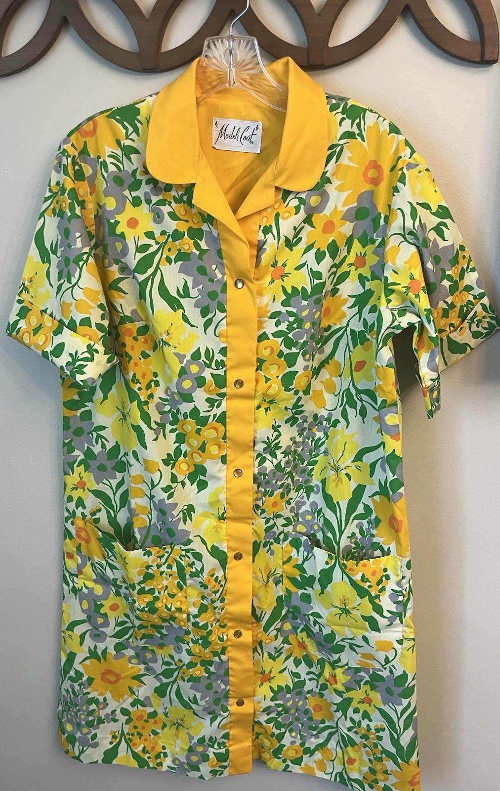 VTG 70’s Models Coat House Robe Dress M Groovy Yellow Floral MCM Gripper Snaps