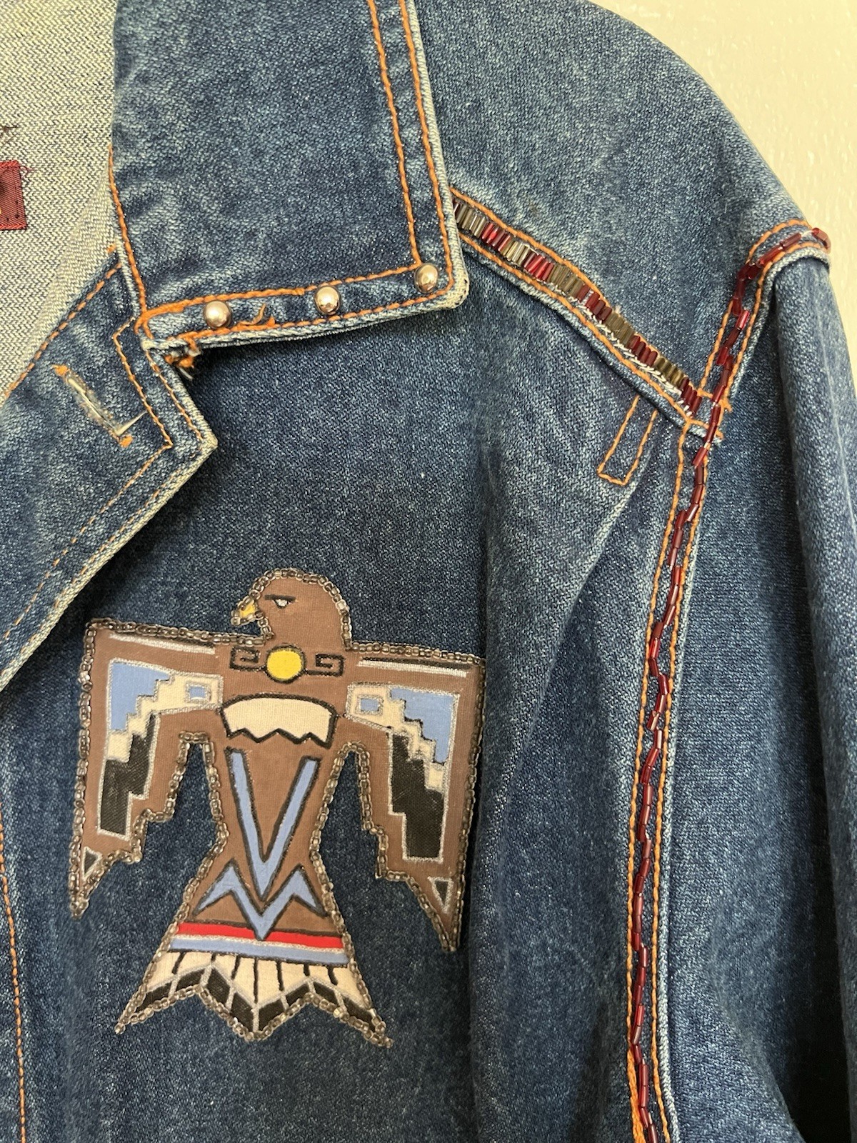 VTG Artist signed & handpainted native american denim jacket. Medium,embellished