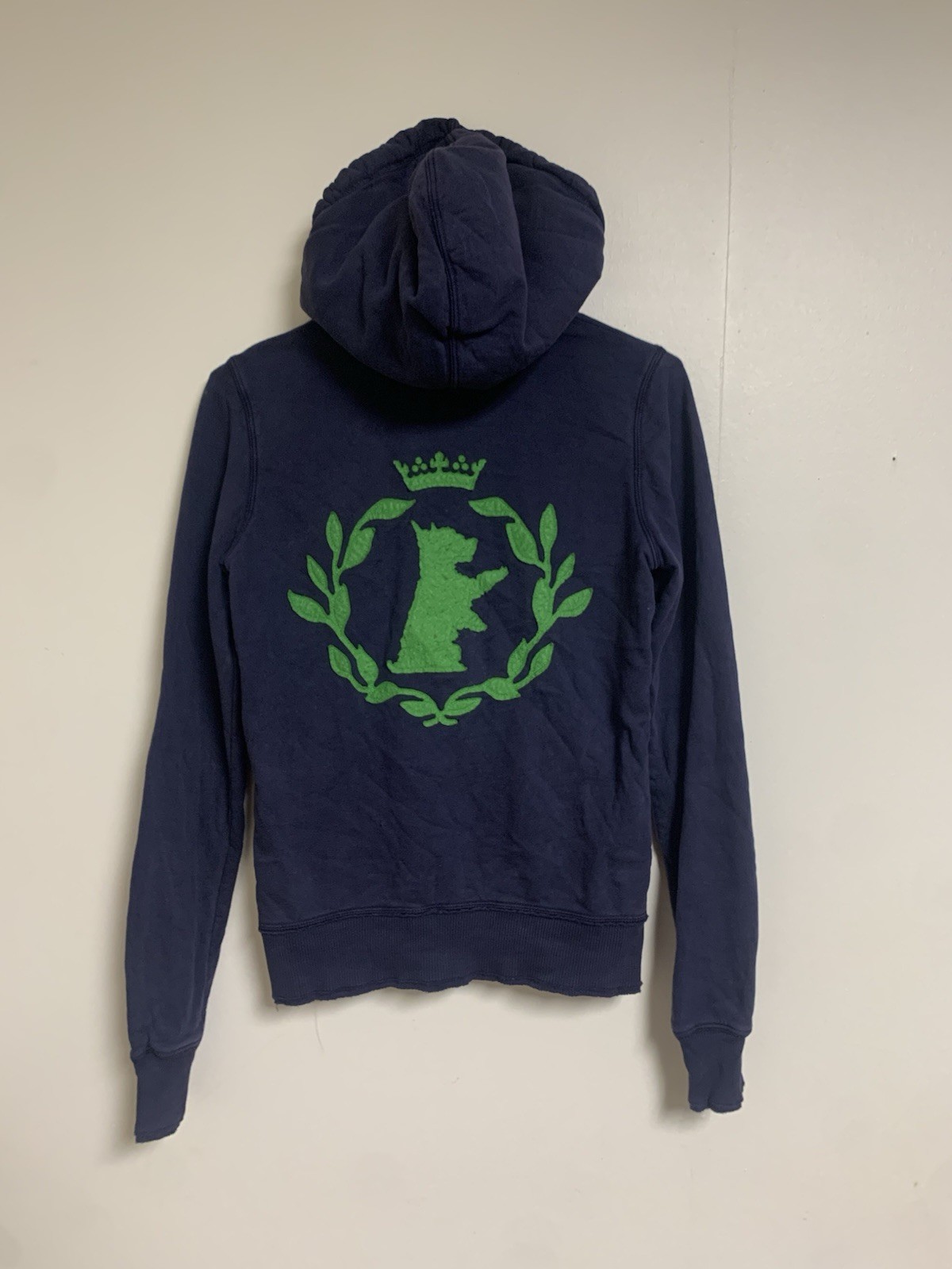 Vintage Y2K Juicy Couture Scottie Crest/ Scottie Shield Back Logo Zip Up Medium