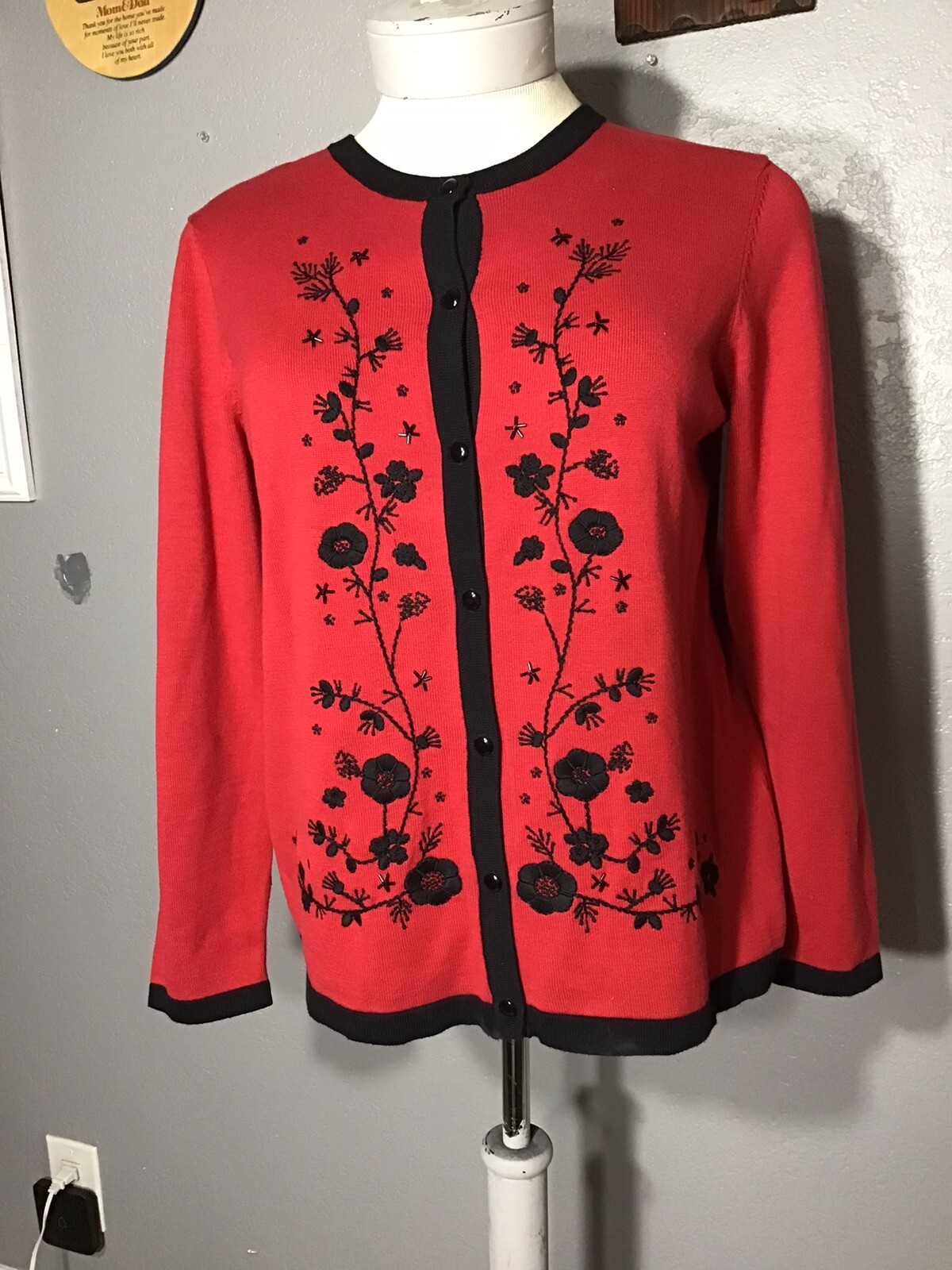 SERENGETI VINTAGE Floral Embroidered Cardigan,bead Accents Jewel Sz L Red