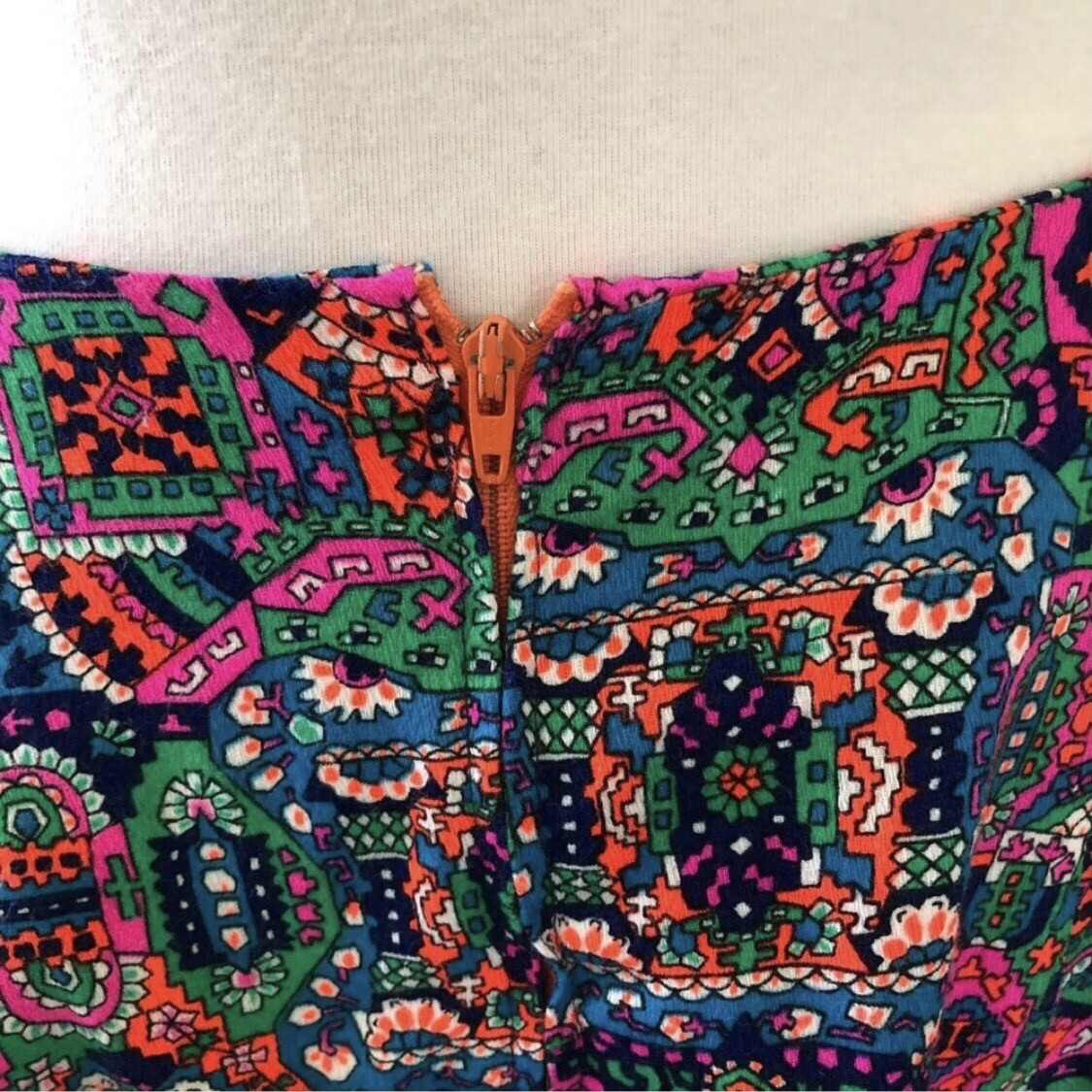 Vtg 70s Skater Mini Dress Medium Bold Colorful Hot Pink Green Open Back Sundress