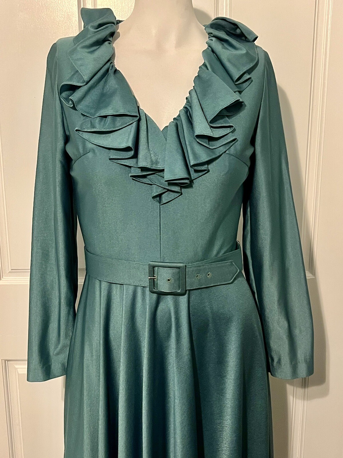 Vintage 1970s PLW Ruffle Trim Emerald Green Nylon Maxi Dress Matching Belt XS/S