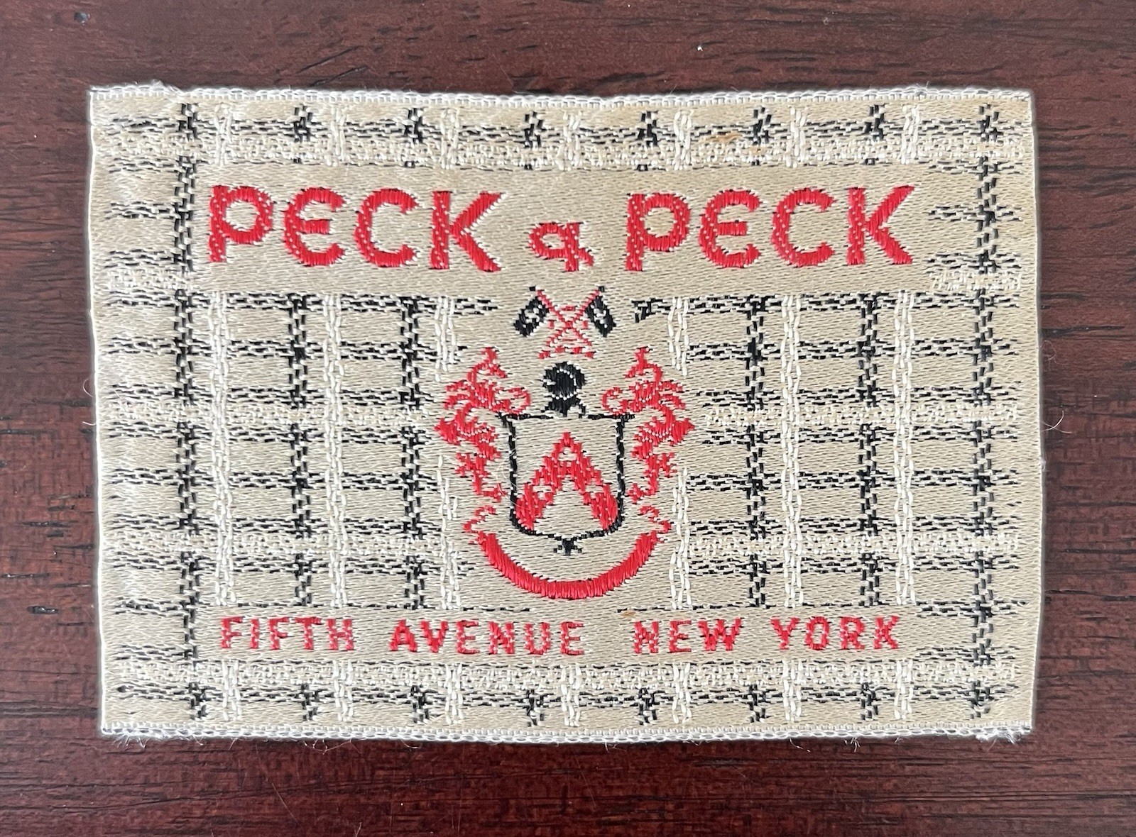 RARE Vintage Peck & Peck Clothing Tag Patch 1950s – 60s, Very Nice! Collectible!