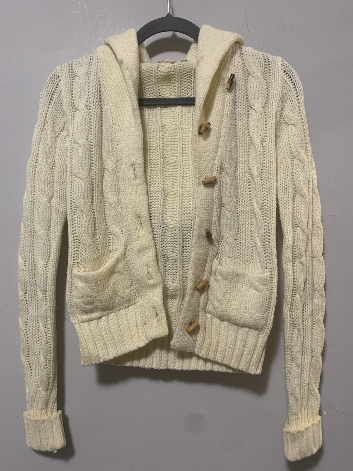 Vintage 70s Fine Quality Sweaters Cardigan Sweater Medium Women Cream Cable Knit